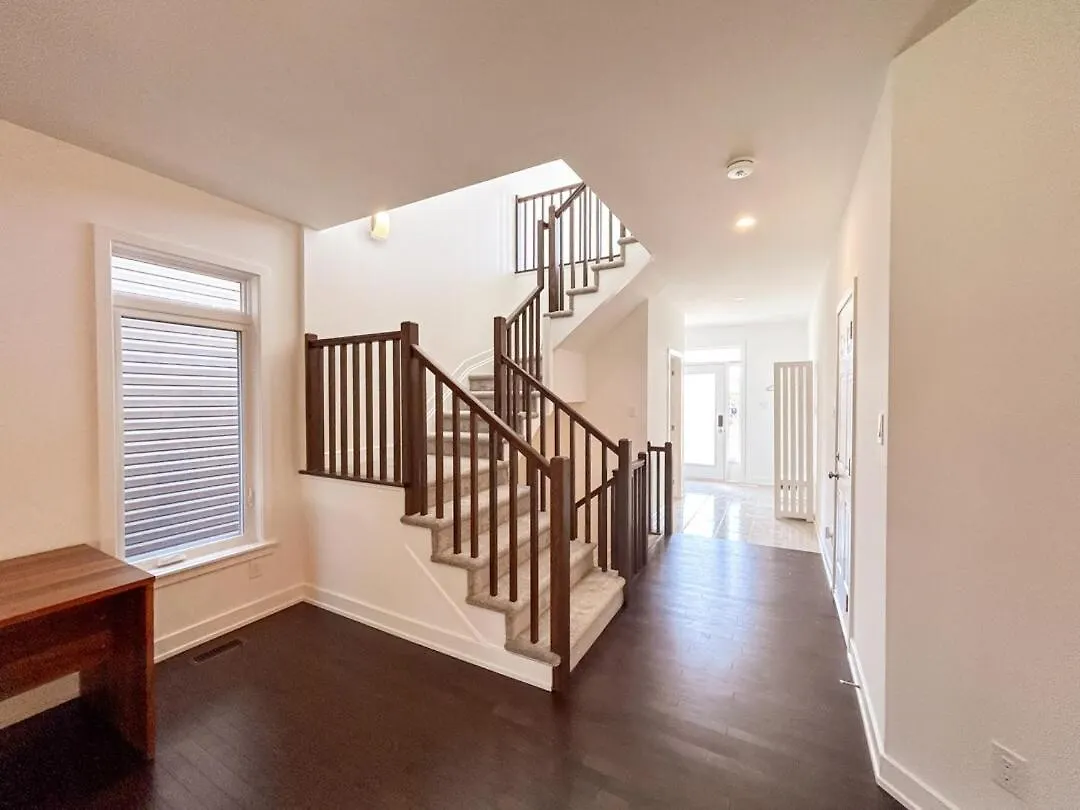 Executive 4Br Home With Loft And Bsmnt Οττάβα Σπίτι διακοπών